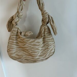 Mini shoulder bag